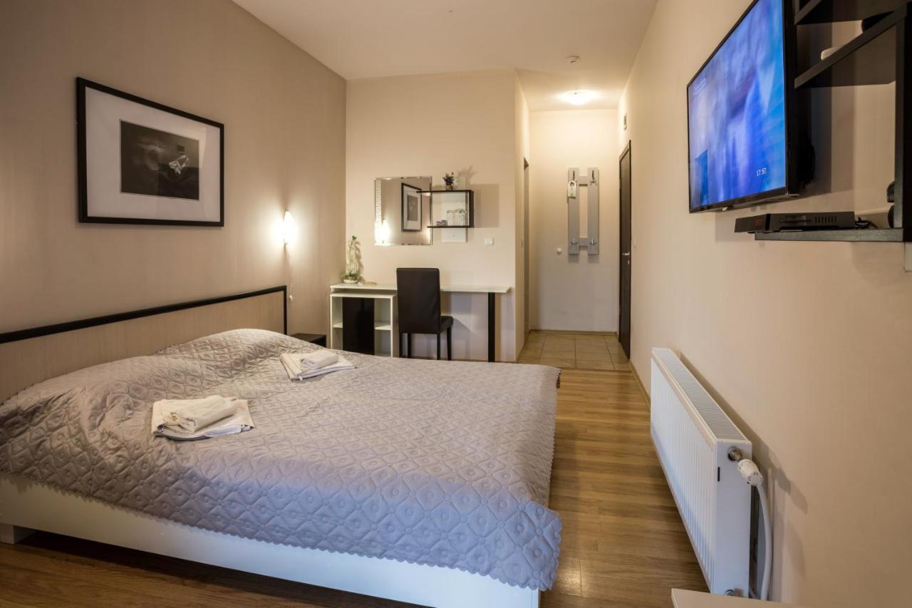 Hanovete Hotel Πλίσκα Εξωτερικό φωτογραφία